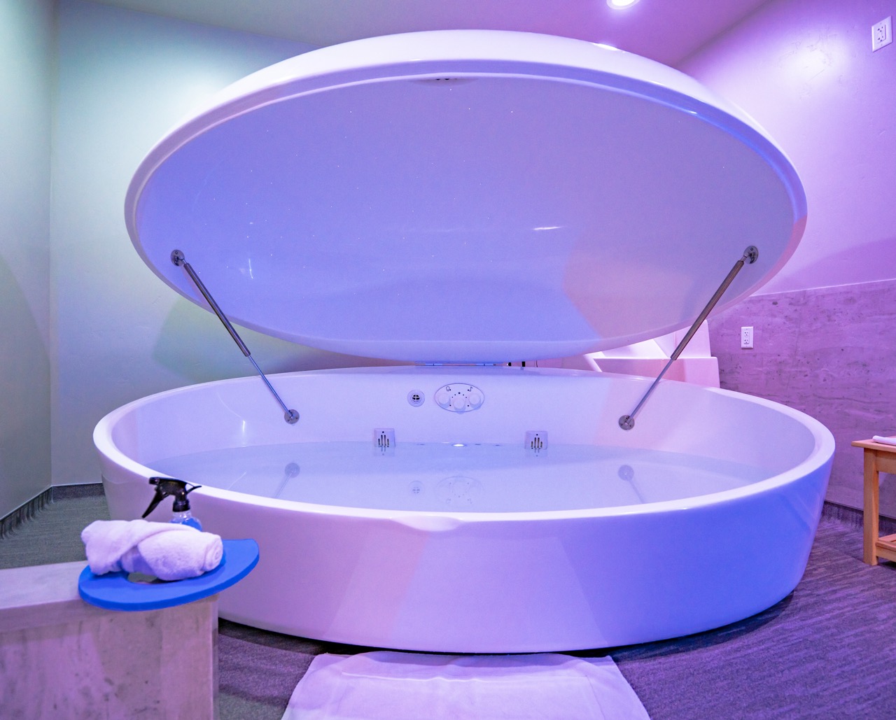 Flotation Therapy Tank